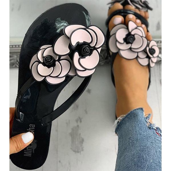 Tongs d'été pour femmes, sandales d'intérieur, sandales d'extérieur, tongs de plage plates et tendance, sandales d'été plates et confortables à enfiler.