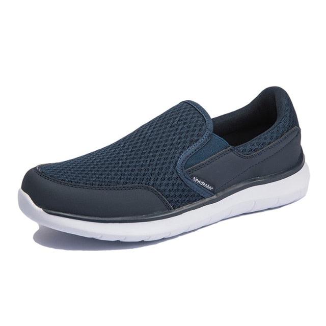 Chaussures légères d'été pour hommes, qualité respirante, chaussures de marche décontractées ultra légères et respirantes de style espadrille, chaussures de sport antidérapantes et athlétiques.