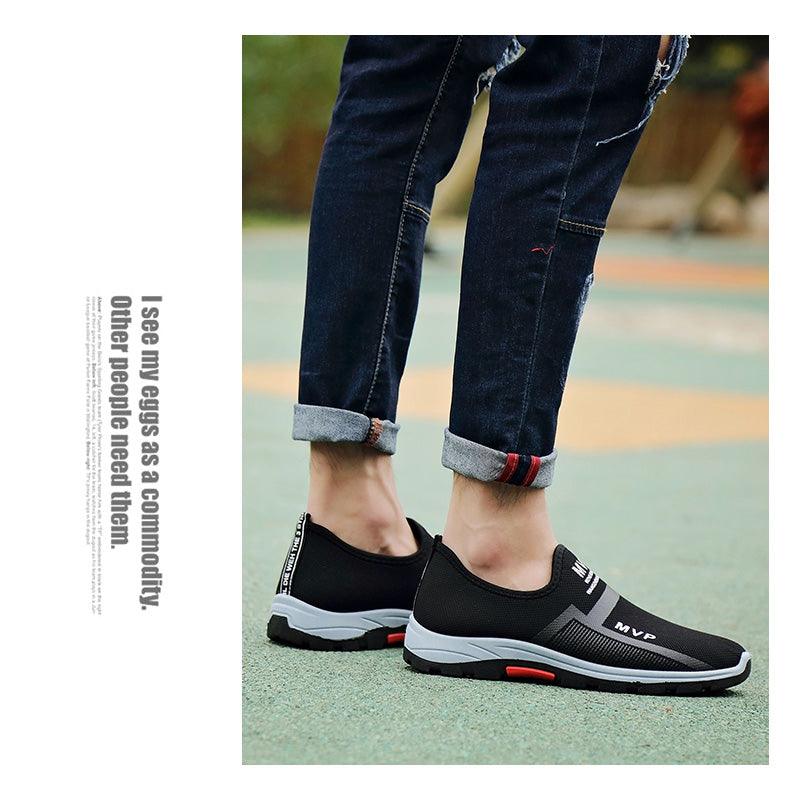 Baskets légères d'été en maille pour hommes, chaussures de marche Tenis respirantes, espadrilles à enfiler pour hommes, chaussures d'été et d'automne respirantes en maille, baskets au design tendance, espadrilles