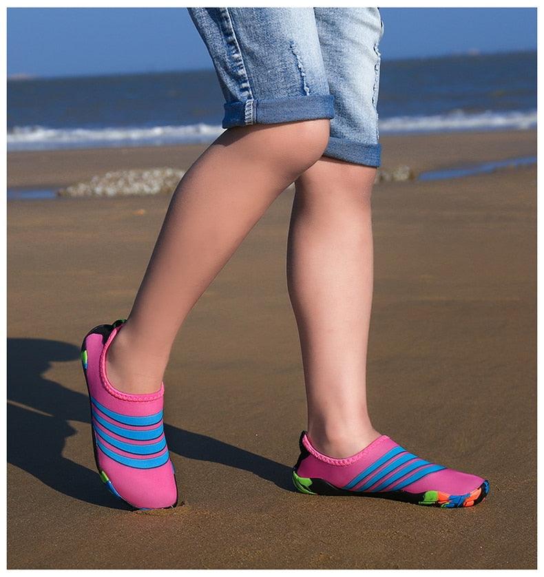 Chaussures d'eau de sport d'extérieur d'été pour hommes antidérapantes de plage, chaussures de rivière pieds nus, chaussures aquatiques à séchage rapide, pieds nus pour la plage, la natation, la rivière, la piscine, le lac, la randonnée, le kayak, le surf