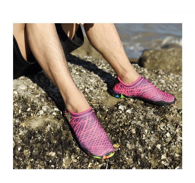 Chaussures d'eau de sport d'extérieur d'été pour hommes antidérapantes de plage, chaussures de rivière pieds nus, chaussures aquatiques à séchage rapide, pieds nus pour la plage, la natation, la rivière, la piscine, le lac, la randonnée, le kayak, le surf