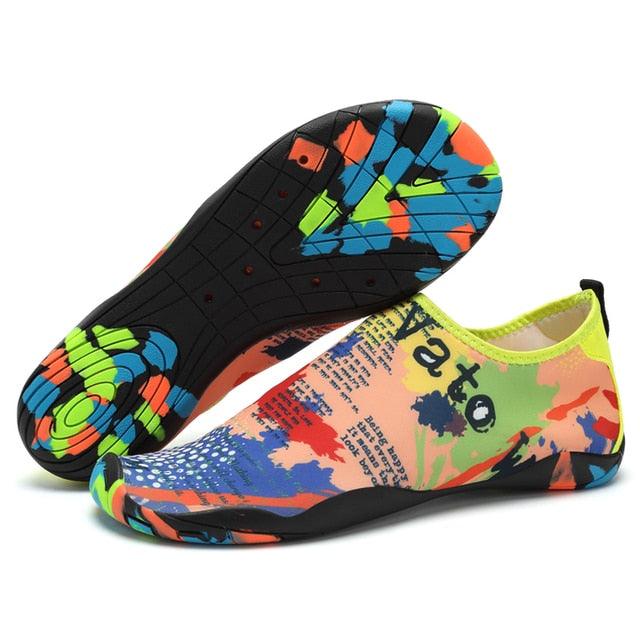 Chaussures d'eau de sport d'extérieur d'été pour hommes antidérapantes de plage, chaussures de rivière pieds nus, chaussures aquatiques à séchage rapide, pieds nus pour la plage, la natation, la rivière, la piscine, le lac, la randonnée, le kayak, le surf