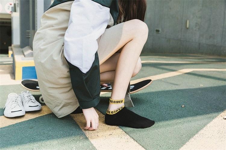 Chaussettes Courtes en Coton Respirant pour Femme avec Motif Lettres Transparents et Évidées, Chaussettes Bateau Fines et Décontractées pour l'Été