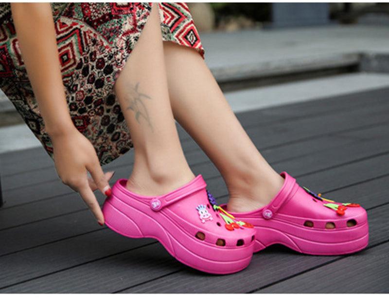 Sabots d'été pour femmes, sandales de jardin à plateforme, pantoufles de fruits, chaussures de plage à enfiler, claquettes de mode, sabots à plateforme, sandales de plage, pantoufles pour femmes