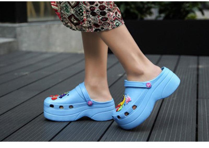 Sabots d'été pour femmes, sandales de jardin à plateforme, pantoufles de fruits, chaussures de plage à enfiler, claquettes de mode, sabots à plateforme, sandales de plage, pantoufles pour femmes