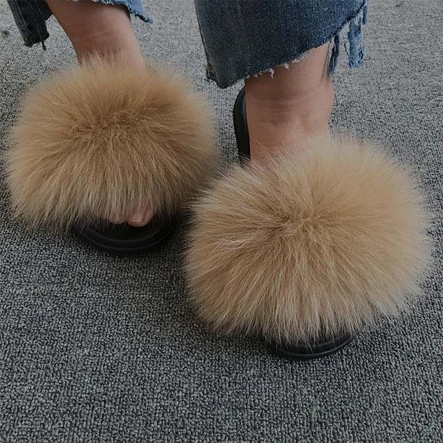 Pantoufles d'été pour femmes en fourrure de renard, sandales décontractées, tongs tendance, sandales plates et légères, sandales moelleuses pour l'intérieur et l'extérieur