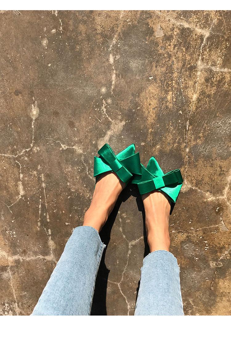 Chaussures d'été pour femmes en satin de soie, pantoufles tendance, talons plats, chaussures pour femmes en satin de soie, nœud pointu, talons plats, sandales d'extérieur, sandales décontractées, talons bas d'été