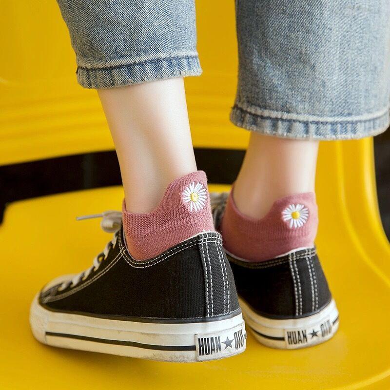 Chaussettes d'été pour femmes motif fleurs mignonnes Chaussettes unies simples Chaussettes longues pour femmes Chaussettes amusantes et respirantes pour hommes et femmes