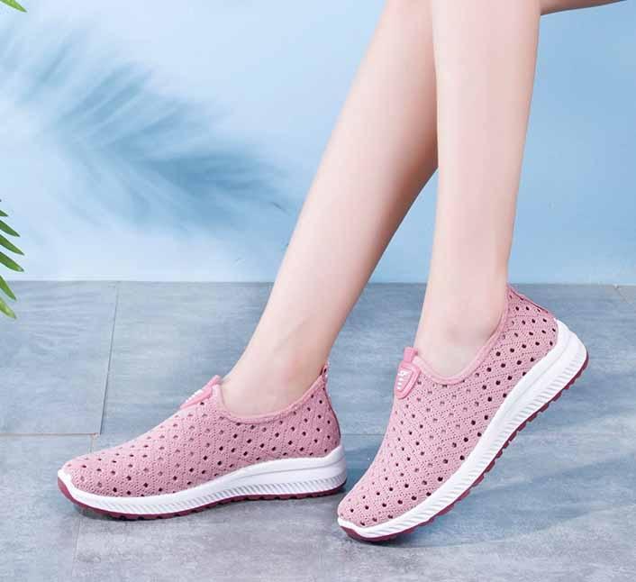 Espadrilles de Sport d'Été pour Femmes Tendance Respirantes Chaussures Baskets à Enfiler pour Femmes Chaussures de Marche Légères Confortables Élégantes Antidérapantes en Maille Design Élégant
