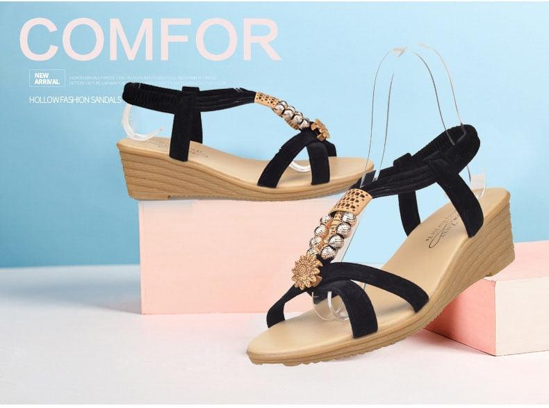 Sandales d'été pour femmes, douces, confortables, modernes, plates, à perles, confortables, à bride cheville, à enfiler, plates, élastiques, chaussures d'été confortables