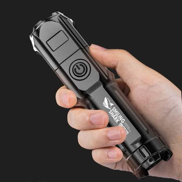 Lampe de poche LED super brillante en ABS à faisceau focalisé