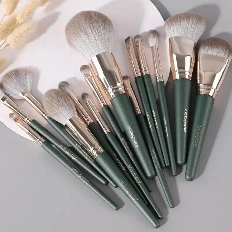 Lot de 14 pinceaux de maquillage professionnels de qualité supérieure pour fond de teint, poudre, blush, fard à paupières, mélangeur à lèvres en bois
