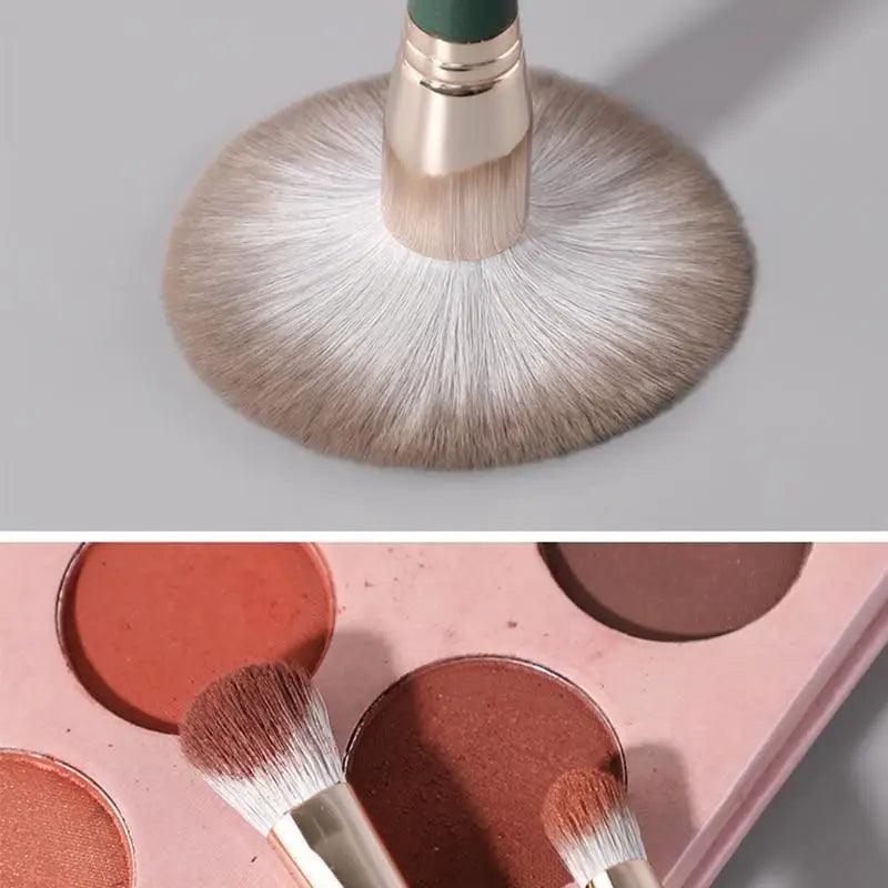 Lot de 14 pinceaux de maquillage professionnels de qualité supérieure pour fond de teint, poudre, blush, fard à paupières, mélangeur à lèvres en bois
