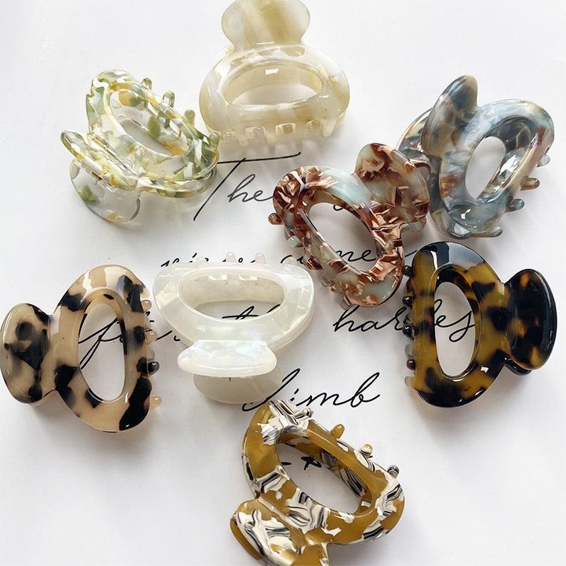 Mini-pince à cheveux mignonne en acétate pour femmes et filles, pinces à cheveux chic, épingles à cheveux en forme de crabe, pinces à griffes pour le coiffage, accessoires de cheveux tendance et magnifiques pour femmes