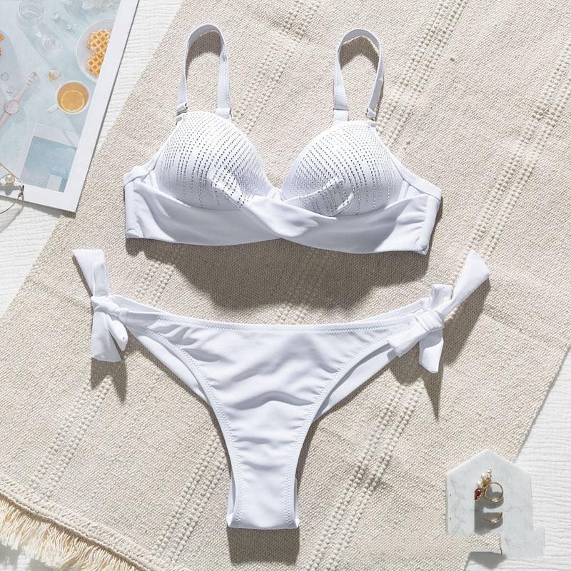 Maillot de bain bikini jaune push-up pour femme, haut dos nu avec bas effronté, maillot de bain deux pièces pour la plage, maillot de bain féminin avec strass, ensemble de bikinis pour femme, maillot de bain pour fille