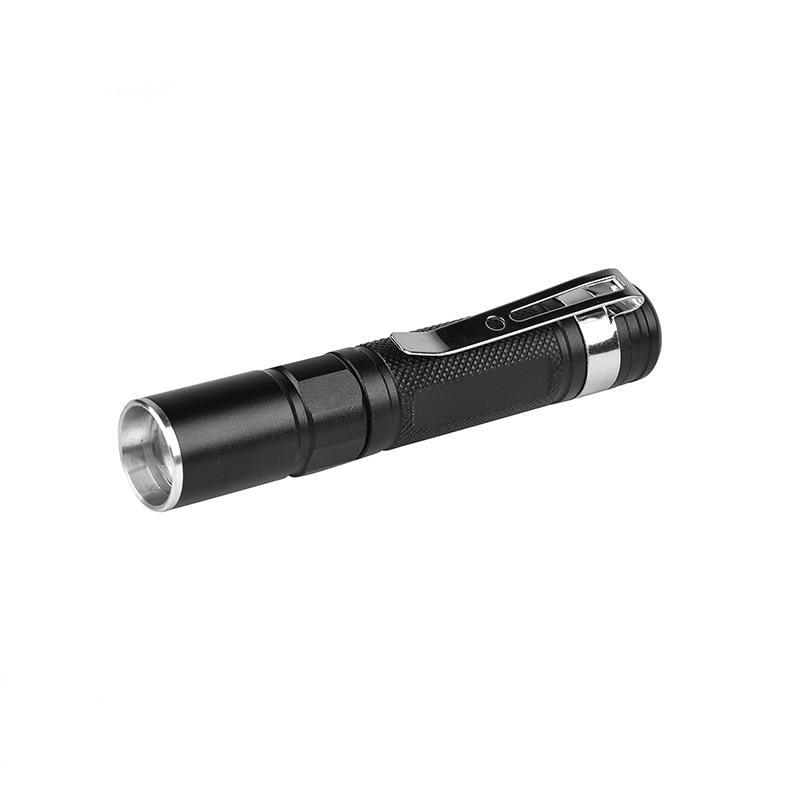 Lampe torche tactique réglable, mini-lampes de poche LED super lumineuses avec clip de ceinture, étanches et zoomables, les plus lumineuses, portables et puissantes pour la randonnée et le camping