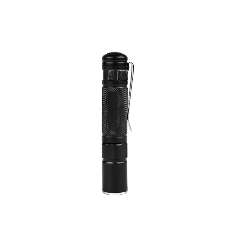 Lampe torche tactique réglable, mini-lampes de poche LED super lumineuses avec clip de ceinture, étanches et zoomables, les plus lumineuses, portables et puissantes pour la randonnée et le camping