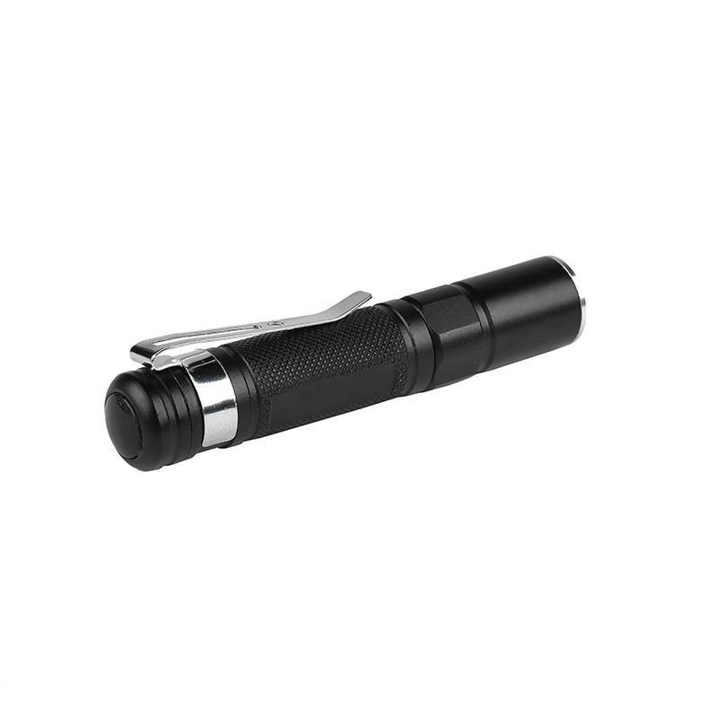 Lampe torche tactique réglable, mini-lampes de poche LED super lumineuses avec clip de ceinture, étanches et zoomables, les plus lumineuses, portables et puissantes pour la randonnée et le camping