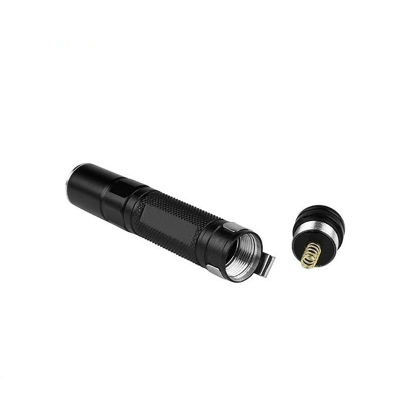 Lampe torche tactique réglable, mini-lampes de poche LED super lumineuses avec clip de ceinture, étanches et zoomables, les plus lumineuses, portables et puissantes pour la randonnée et le camping