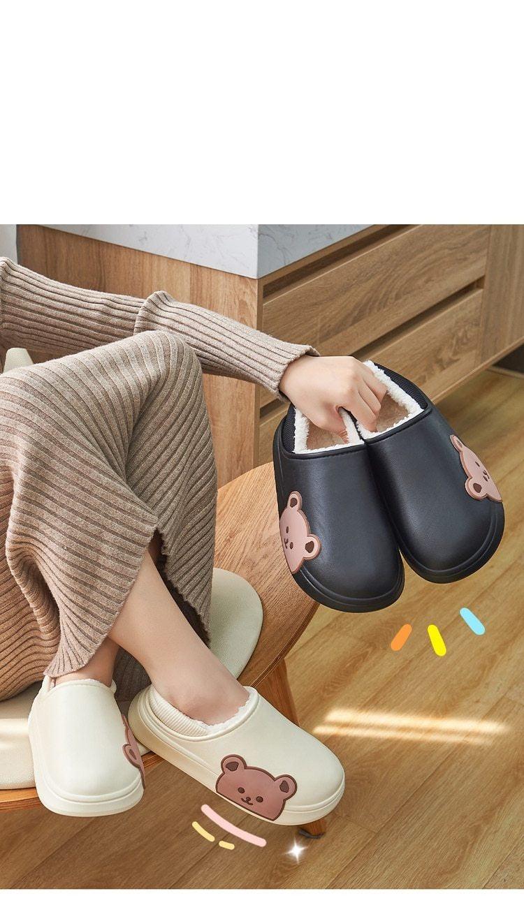 Pantoufles d'intérieur épaisses à plateforme pour femmes en hiver, imperméables, antidérapantes, en caoutchouc, chaudes, en fourrure et coton, confortables, à mémoire de forme, fermées, mélange de laine et coton.