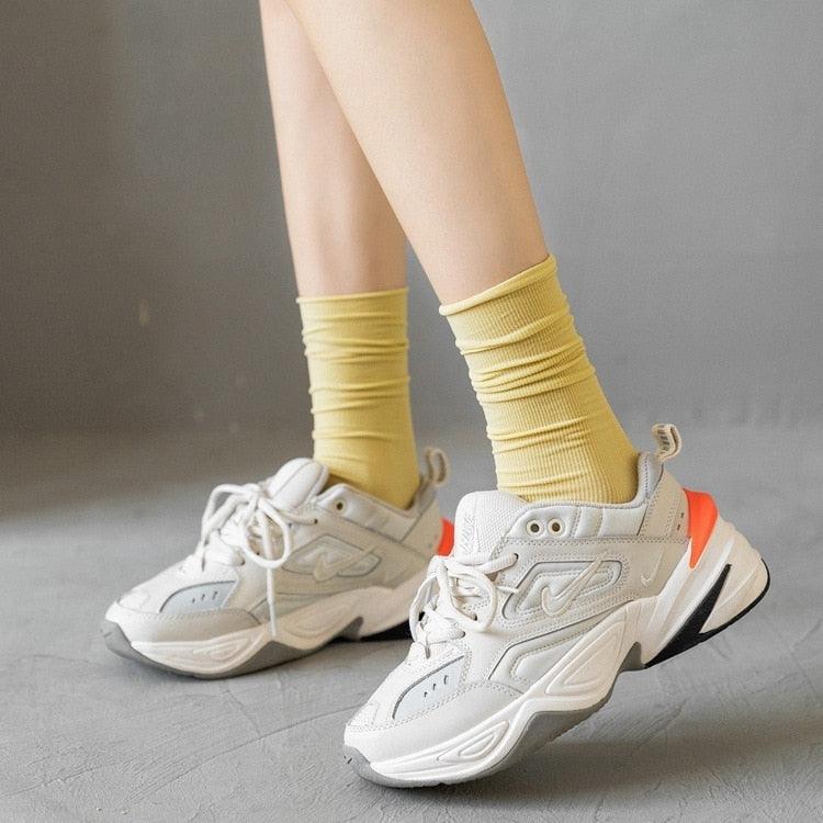 Chaussettes Fines 31 Couleurs Unies Deuxième Génération Qualité Premium Chaussettes en Coton Respirant Chaussures en Toile Classiques Été Printemps Chaussures Mignonnes Unisexe Pour Hommes et Femmes