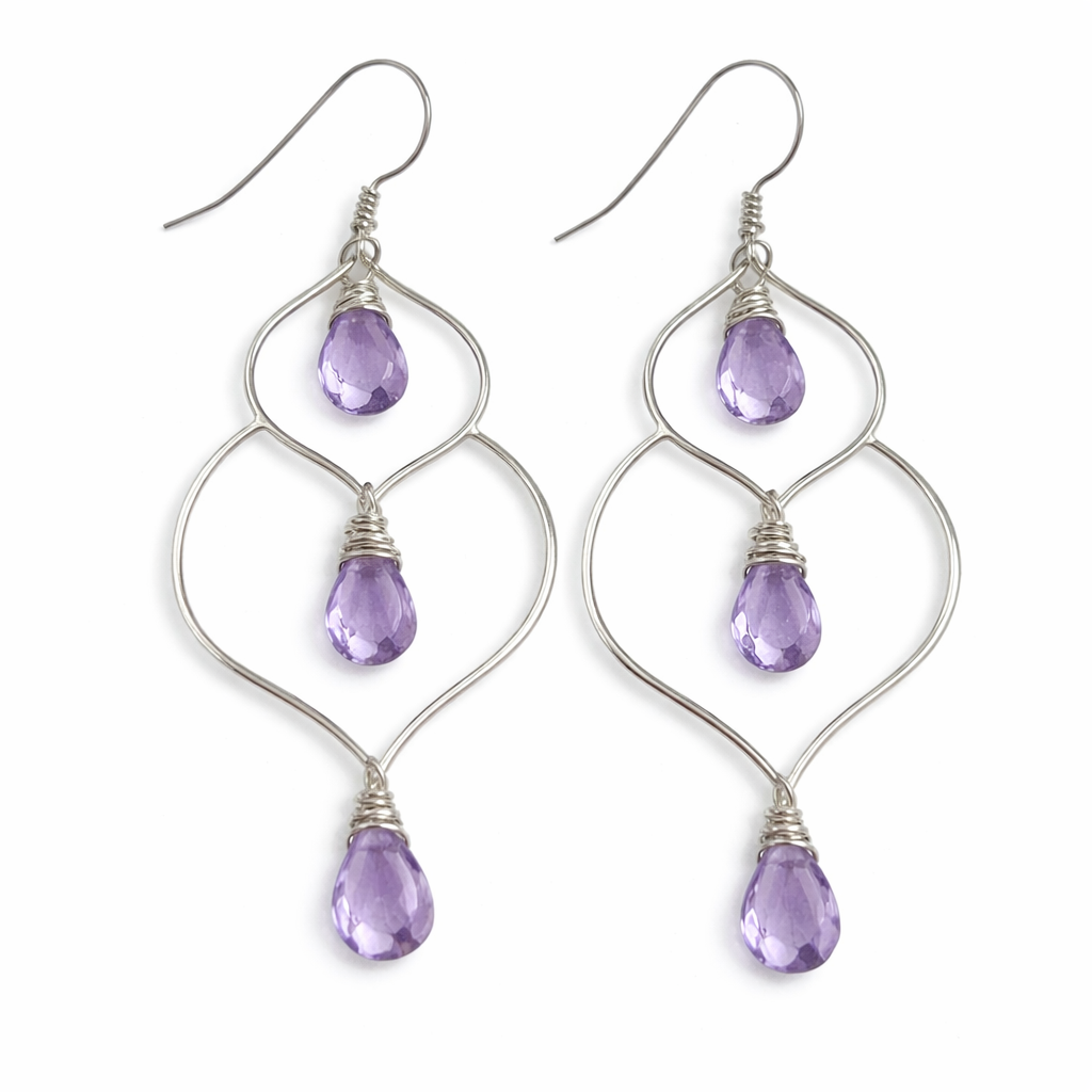 Boucles d'oreilles en argent sterling avec trio d'améthystes enroulées de fil