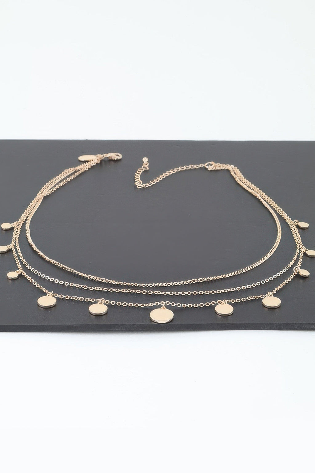 Collier chaîne triple avec pendentif rond
