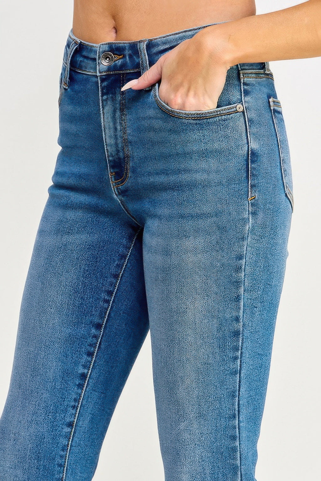 Jean coupe bottillon ajustée taille mi-haute à effet ventre plat