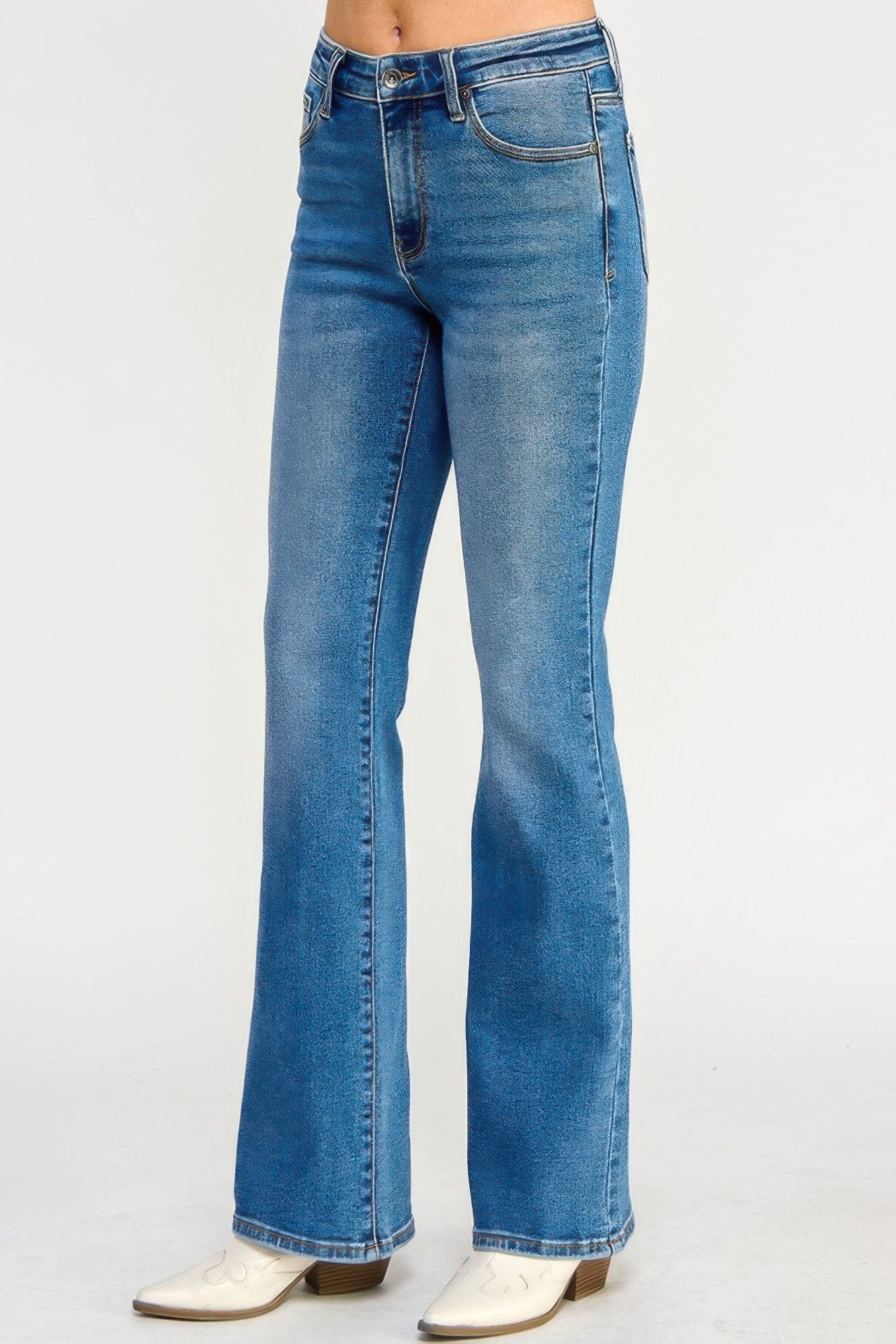 Jean coupe bottillon ajustée taille mi-haute à effet ventre plat