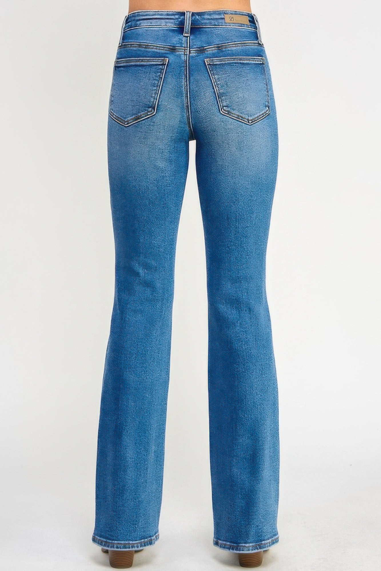 Jean coupe bottillon ajustée taille mi-haute à effet ventre plat