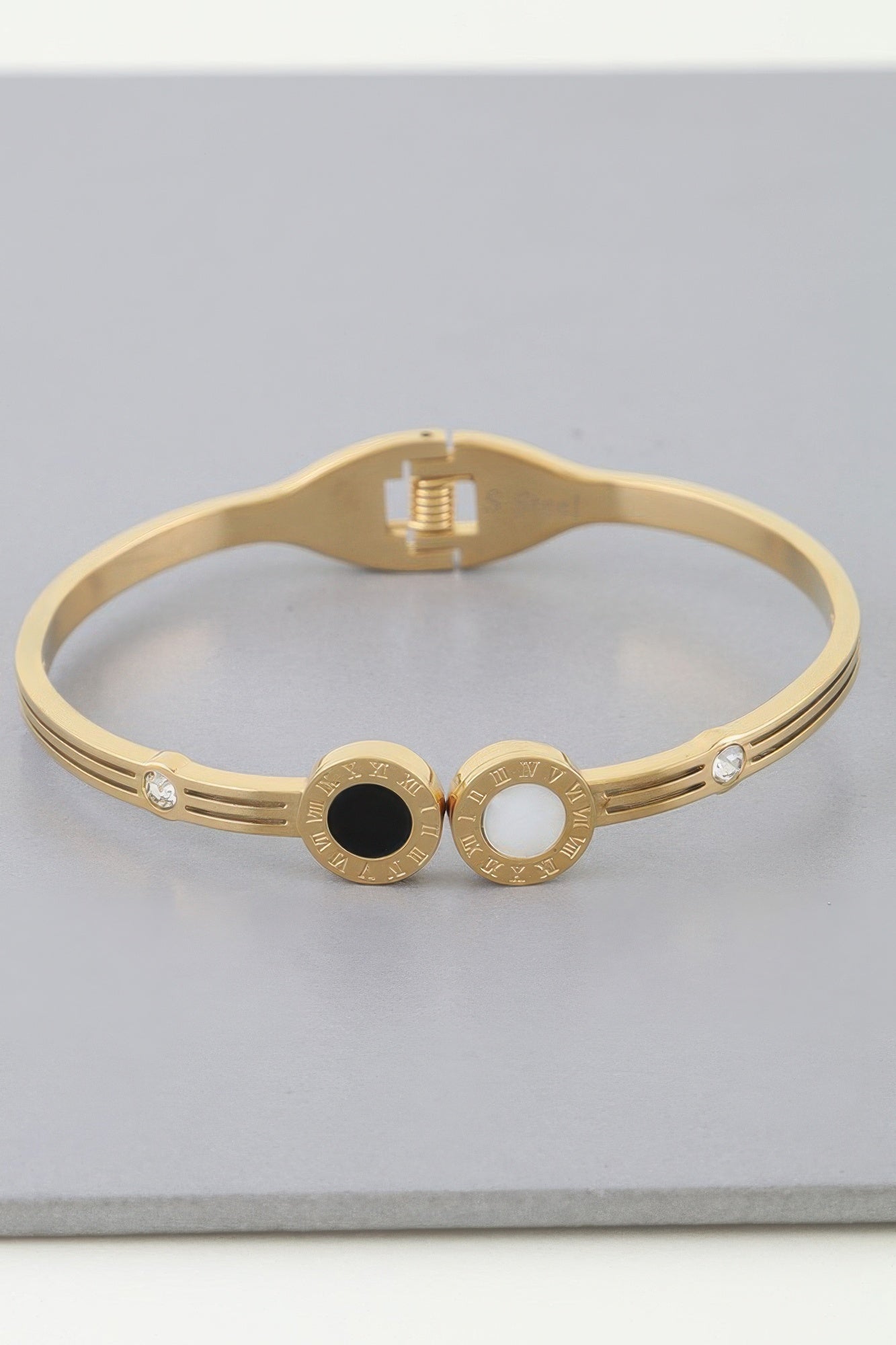 Bracelet jonc à double cadran