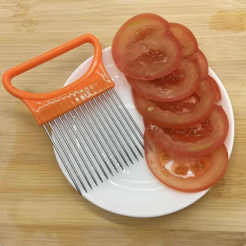 Style unique 1PC Aiguille à oignon en acier inoxydable Support à oignon Manuel Coupe-fruits et légumes simple Trancheuse à pommes de terre Outil de cuisine Accessoires de bar