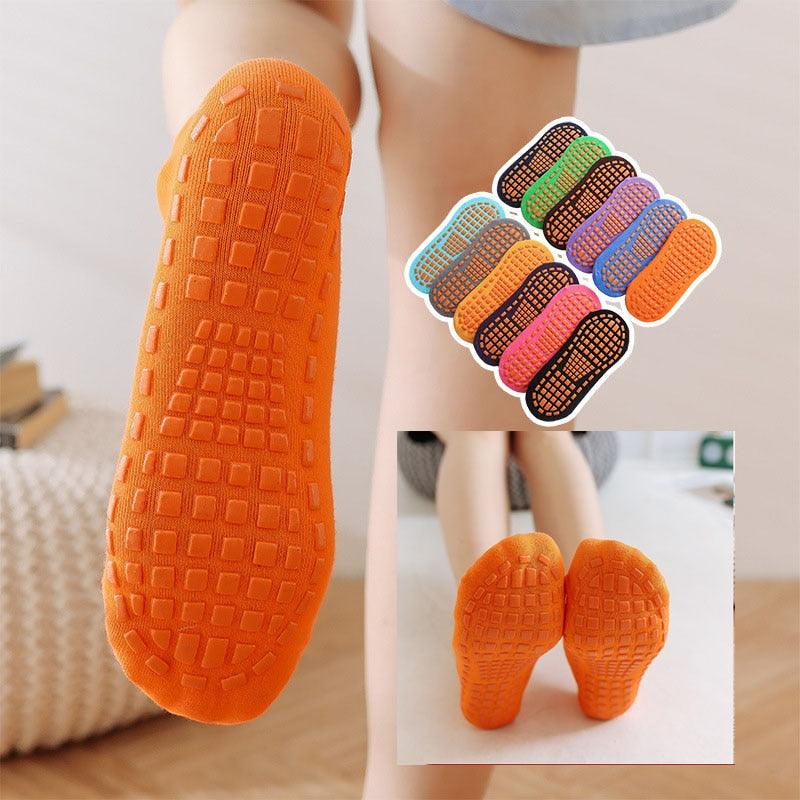 Chaussettes antidérapantes unisexes, chaussettes de trampoline en coton respirant, courtes, élastiques, pour yoga, Pilates, hôpital, avec semelle antidérapante et rembourrée pour enfants et adultes.