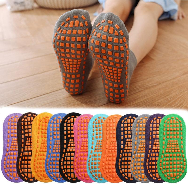 Chaussettes antidérapantes unisexes, chaussettes de trampoline en coton respirant, courtes, élastiques, pour yoga, Pilates, hôpital, avec semelle antidérapante et rembourrée pour enfants et adultes.