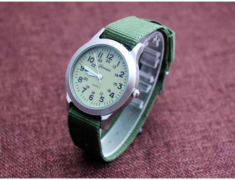 Montre unisexe en nylon pour enfants, style sport, fine, pour étudiants, en toile, à quartz, avec affichage militaire, montre-bracelet de sport militaire pour homme avec bracelet en nylon coulissant.