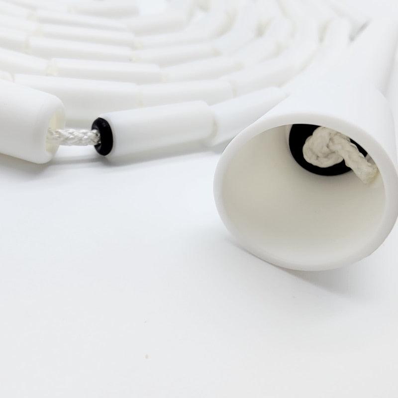 Corde à Sauter Unisexe Rayée Avec Poignées en Plastique Pour Tous Niveaux Corde à Sauter Segmentée Pour Fitness en Plein Air, Gym, Hommes, Femmes, Enfants Idéal Pour Sports Extérieurs, Corde à Sauter 2.9m