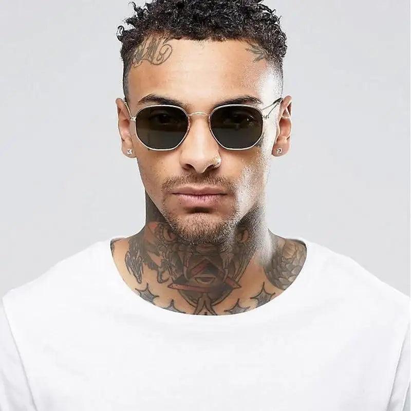 Lunettes de soleil carrées de luxe unisexe pour hommes, UV400, monture métallique pour femmes, lunettes de vue pour dames