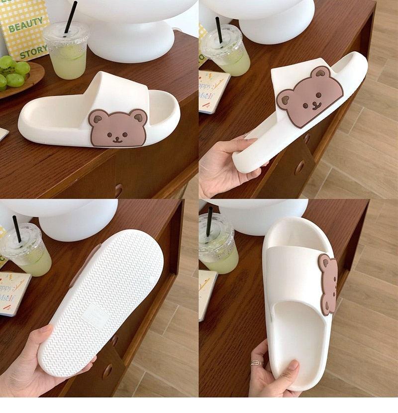 Claques d'été unisexe Tongs d'ours à semelle épaisse Chaussures de salle de bain pour garçons et filles Sandales à semelle épaisse Antidérapantes Claquettes de piscine de plage Style bout ouvert Chaussons d'extérieur pour hommes et femmes