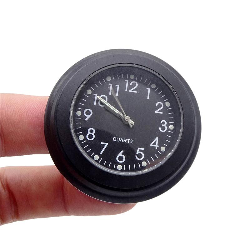 Horloge universelle de guidon de moto en chrome étanche 7/8", horloge de guidon de moto, modification de moto, support de guidon, horloge à quartz étanche, accessoires de montre, horloge lumineuse en aluminium, moto noire