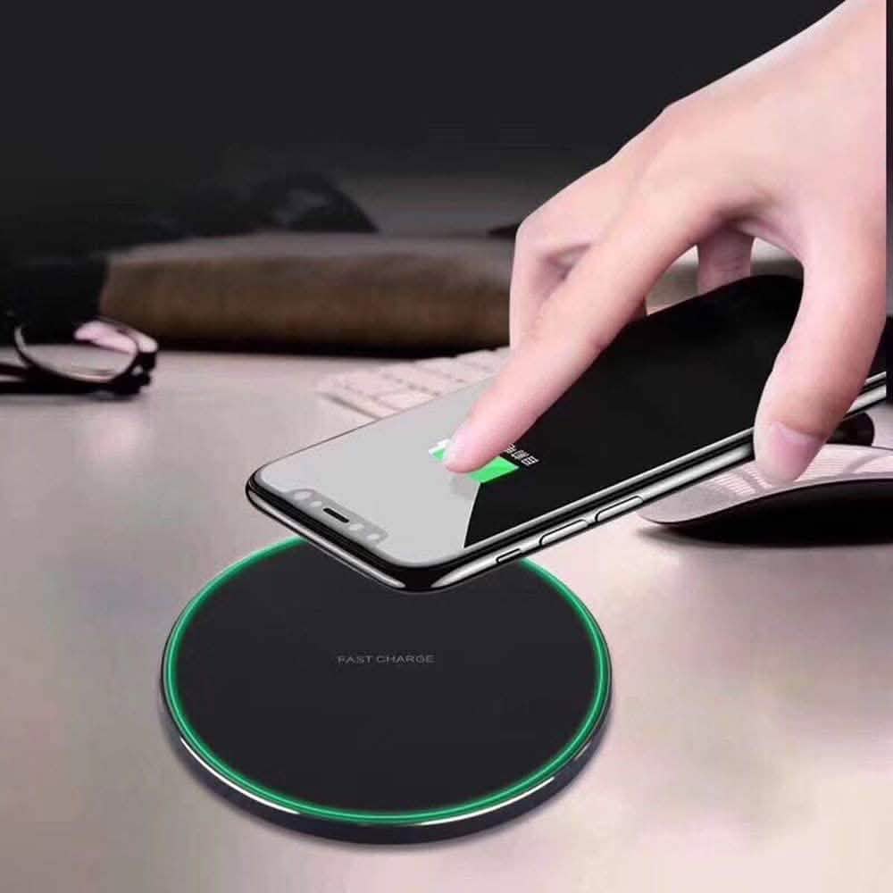 Chargeur sans fil universel pour téléphone