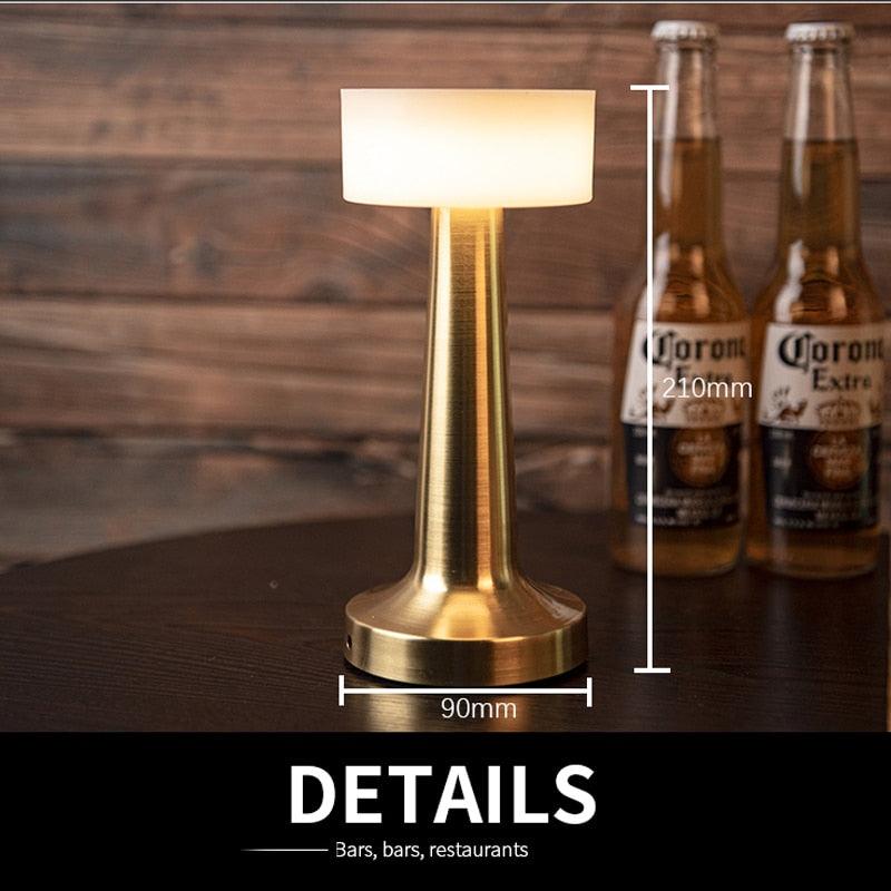 Lampe de bureau à intensité variable USB, lampe de chevet LED tactile avec chargeur sans fil pour hôtel, café, restaurant, veilleuse décorative, lampes de lecture mignonnes pour la décoration de chambre.