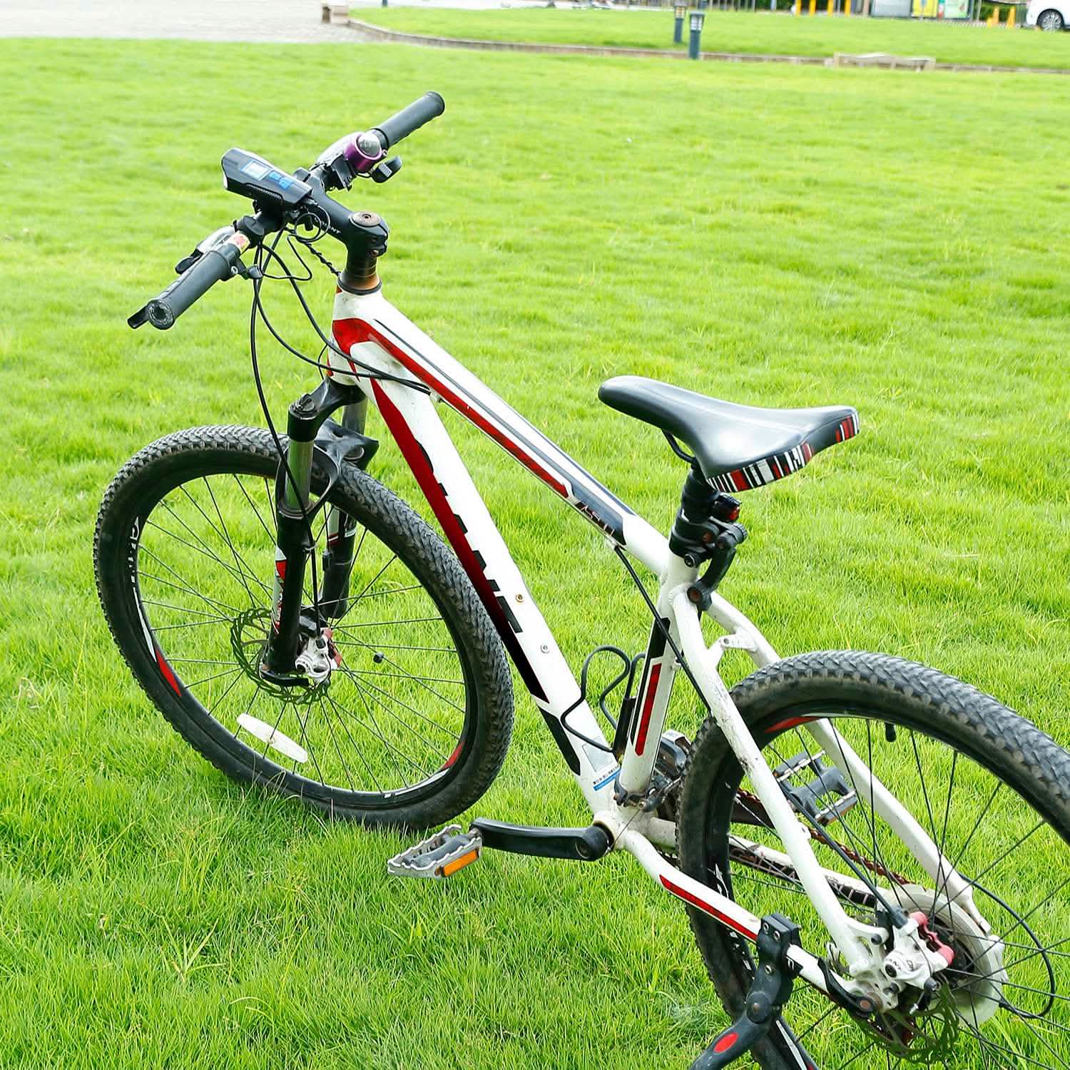 Ensemble de lumières de vélo rechargeables par USB avec compteur de vitesse et odomètre