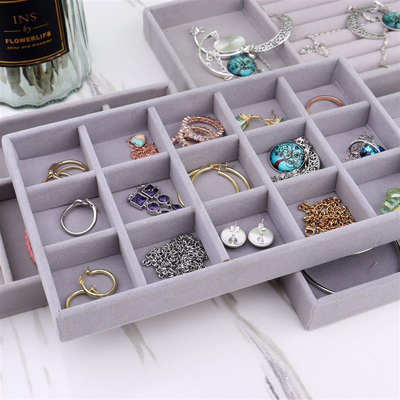 Plateau à bijoux en velours Accessoires artisanaux Rangement Bague Boucle d'oreille Collier Boîte de présentation de produits finis Organisateur gris beige Plateau de rangement pour bijoux pour colliers, bagues, bracelets et boucles d'oreilles