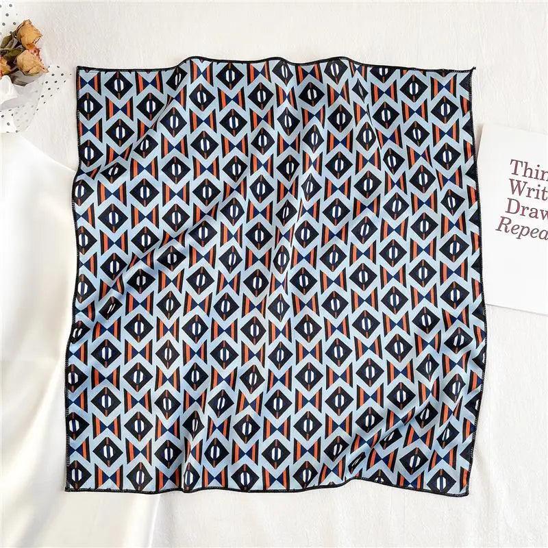 Foulard carré en soie polyvalent pour femme, écharpe de cou imprimée à la mode, foulard, bandeau pour cheveux, bandeau pour femme, bandana, châle