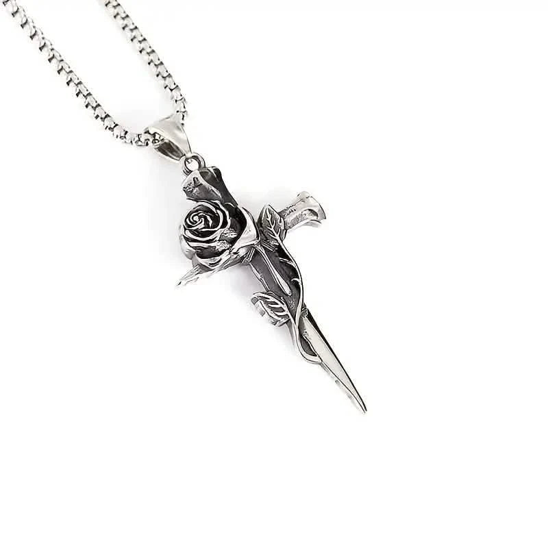 Collier pendentif homme en acier titane d'inspiration vintage - Design unique de chaîne en quille avec accents de croix et de rose