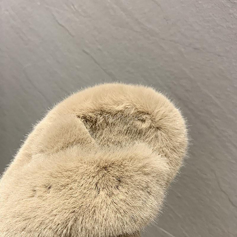 Chaussons Doux et Moelleux en Fourrure pour Femmes, Tongs Plates, Claquettes Poilues, Sandales d'Extérieur, Chaussons Femme Ouverts, Peluche, Bande Croisée, Polaire Confortable, Mousse à Mémoire de Forme, Chaussures d'Intérieur Hiver