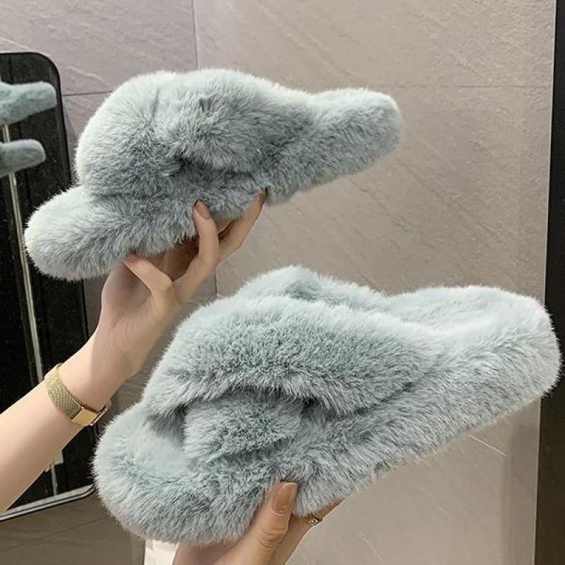 Chaussons Doux et Moelleux en Fourrure pour Femmes, Tongs Plates, Claquettes Poilues, Sandales d'Extérieur, Chaussons Femme Ouverts, Peluche, Bande Croisée, Polaire Confortable, Mousse à Mémoire de Forme, Chaussures d'Intérieur Hiver