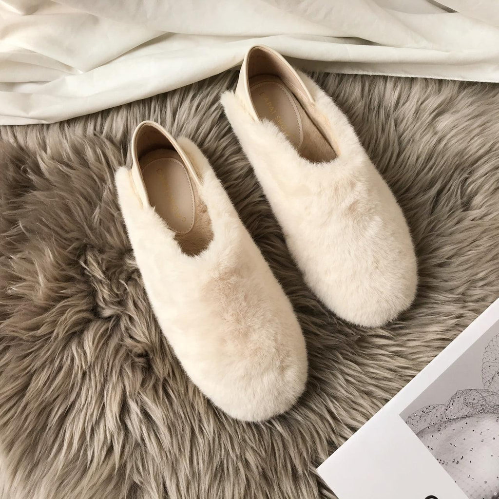 Chaussons Loafers Chauds en Fourrure pour Femmes Chaussures d'Hiver d'Intérieur Plates Fourrure Bout Rond Moelleux Chaussons Chauds en Laine Semelle Antidérapante en Mousse à Mémoire de Forme Chaussons d'Intérieur et d'Extérieur