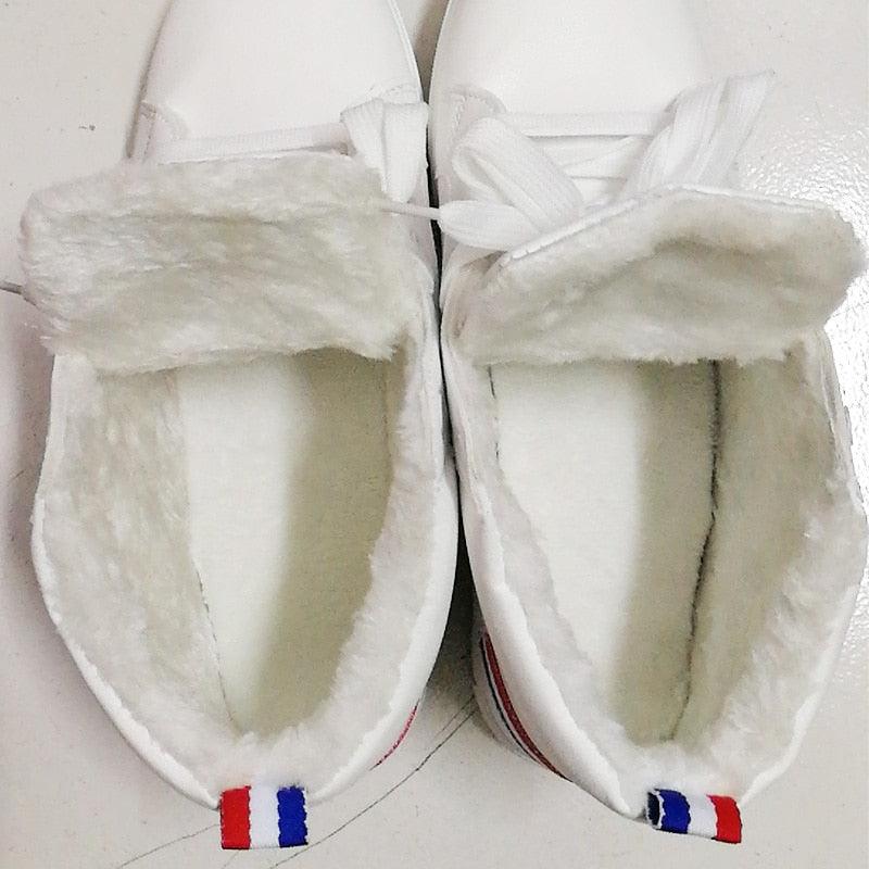 Baskets montantes en cuir confortables pour hommes, chaussures d'hiver en peluche blanches, style tendance, chaussures décontractées, baskets mode, chaussures de marche respirantes et confortables pour hommes