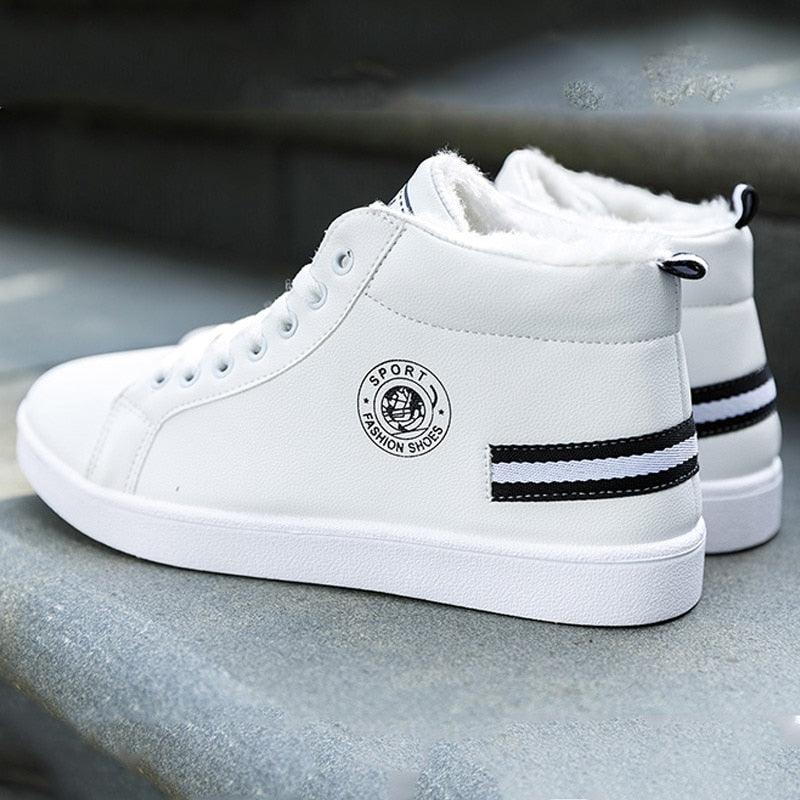 Baskets montantes en cuir confortables pour hommes, chaussures d'hiver en peluche blanches, style tendance, chaussures décontractées, baskets mode, chaussures de marche respirantes et confortables pour hommes